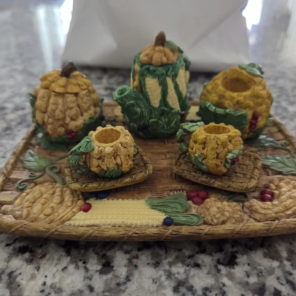 Decorative Mini Tea Set - Picture 4 of 5